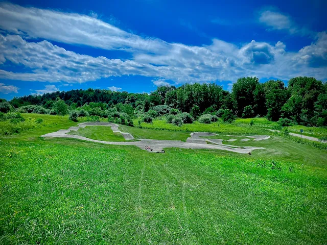 Hellbender Bluff County Park