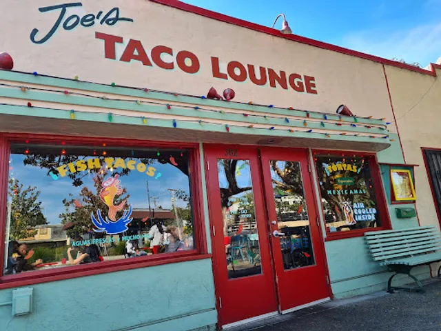 Joe’s Taco Lounge