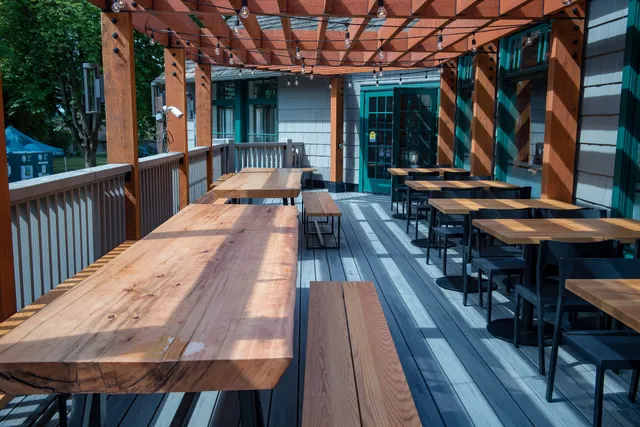 Stanley Park Brewing Restaurant & Brewpub