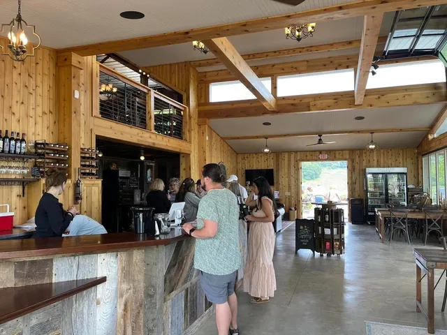 Old Barn Winery and Vineyards