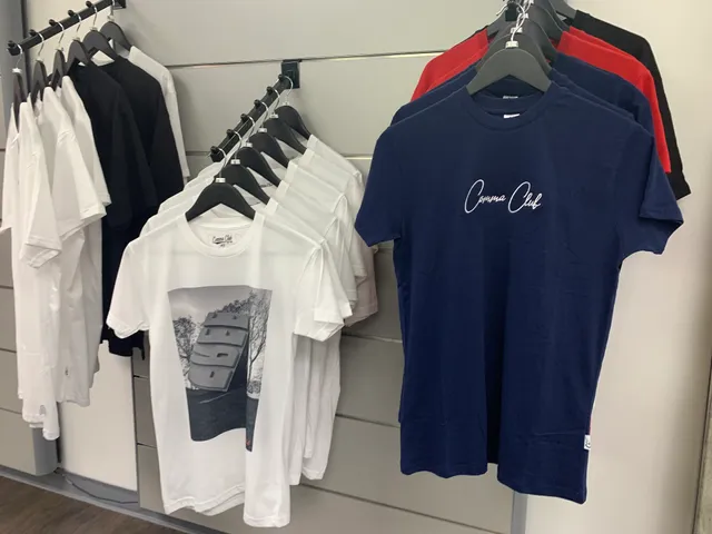 Comma Club Collections