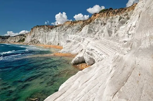 Pantai Batu Kapur Bangka Selatan