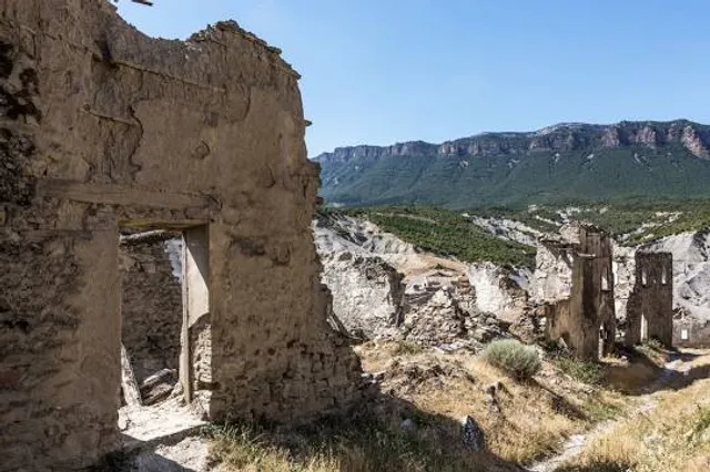Escó (Pueblo Abandonado)