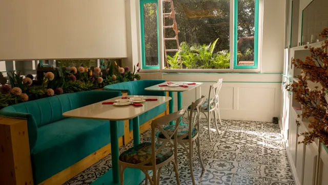 The Crown Patisserie Cafe