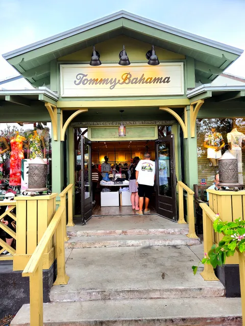 Tommy Bahama Restaurant & Bar
