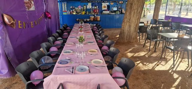 TERRAZA RESTAURANTE TRIKYTAPAS BLUE