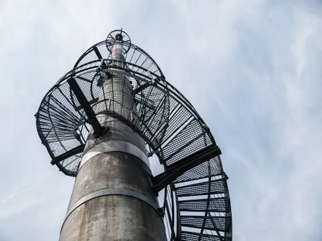 Rozhledna Vlčí hora u Dlouhé Louky (u Oseku)