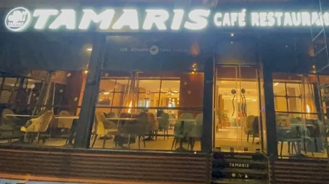 Tamaris : Café & Restaurant