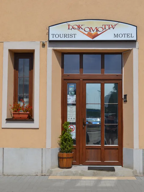 Lokomotív Motel