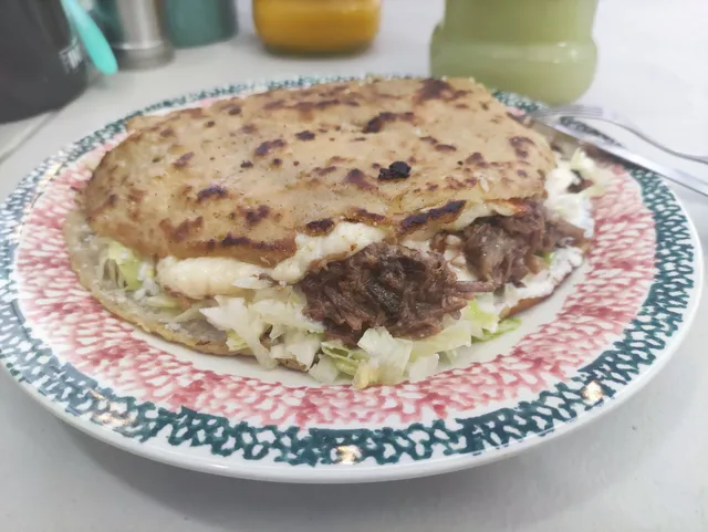 Quesadillas LA GÜERA