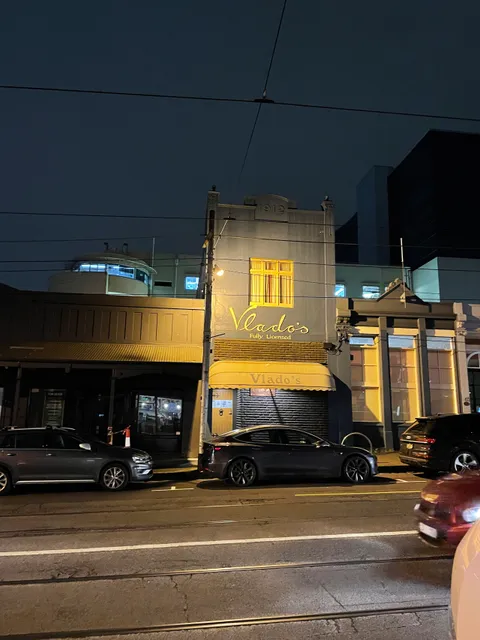 Vlado's Charcoal Grill