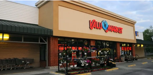 Iroquois Manor Shopping Center