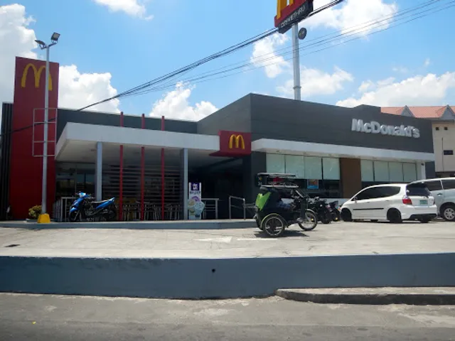 McDonald's Angeles Intersection