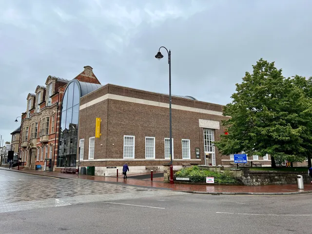 Tunbridge Wells Museum and Art Gallery