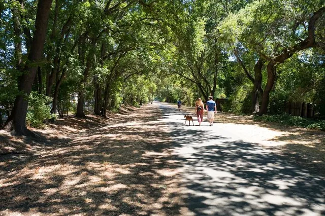 Iron Horse Regional Trail