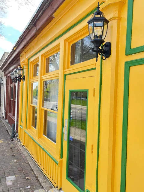 BOMBAY PALACE EATERY