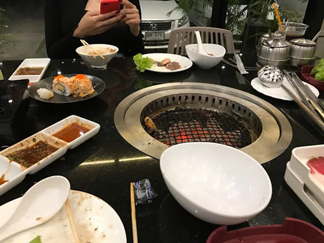 Mama's Shabu and Grill