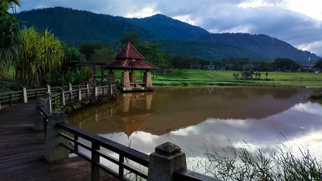 Taman Tasik Embayu Proton City