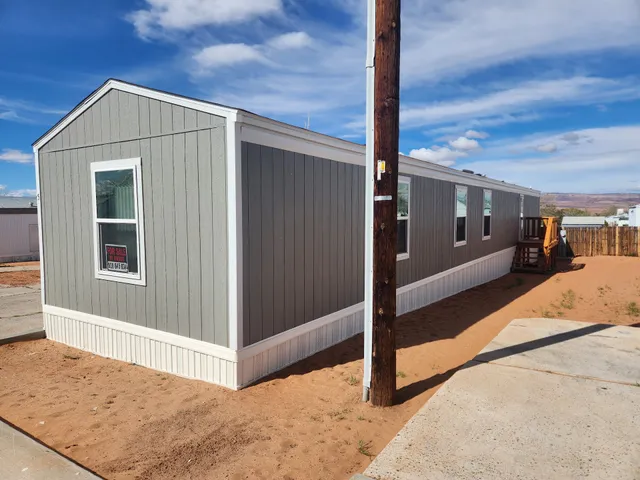 Powell Mobile Home Village