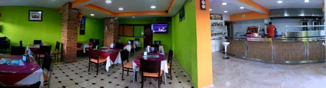 ŠTÄRŠ ĐÖNËR KËBÄB