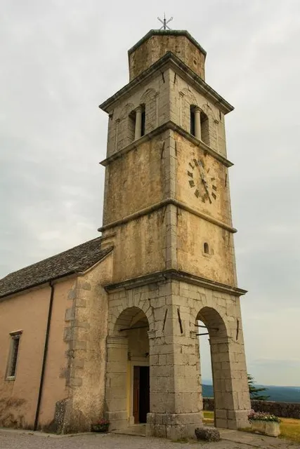 Convent and Museum of Saint Francesco a Folloni