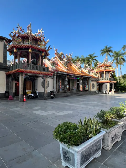 Pingzhen Baozhong Temple