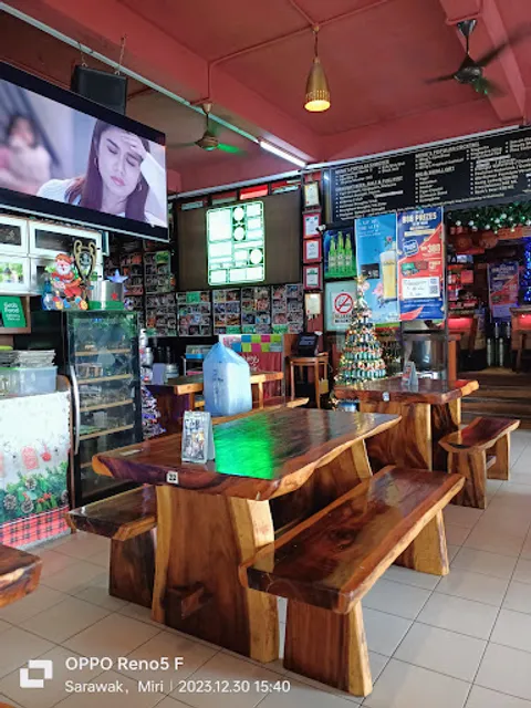 Ming Cafe • Miri Borneo