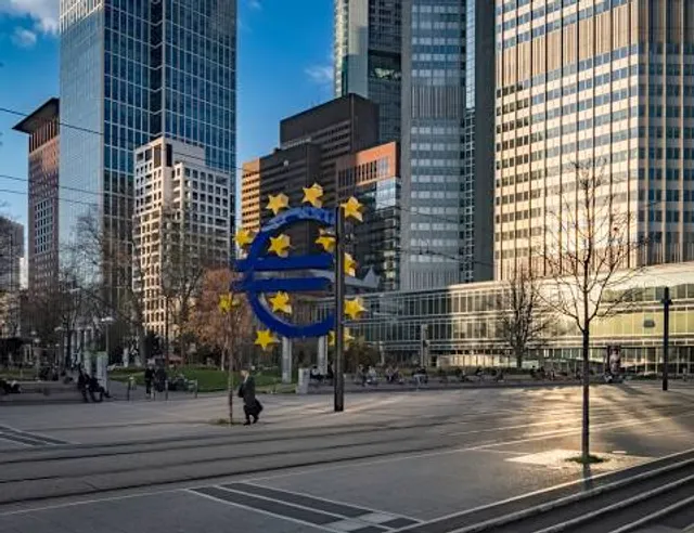 Willy-Brandt-Platz, Frankfurt