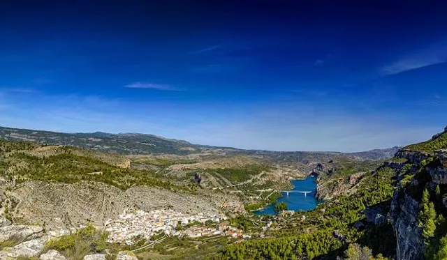 Embalse de Cortes de Pallás