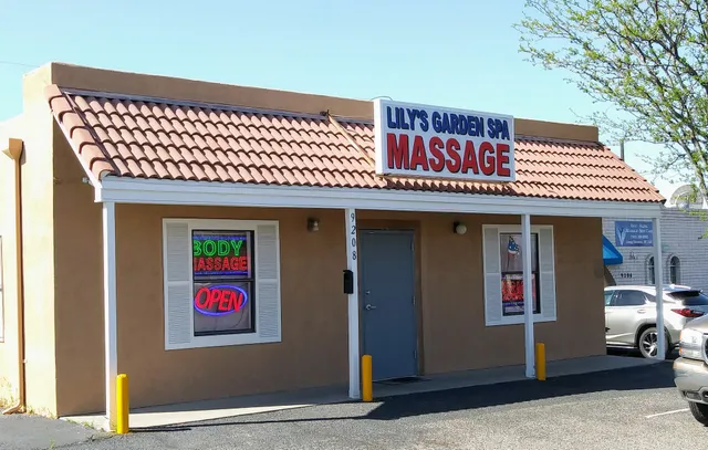 Lily Garden Spa Massage