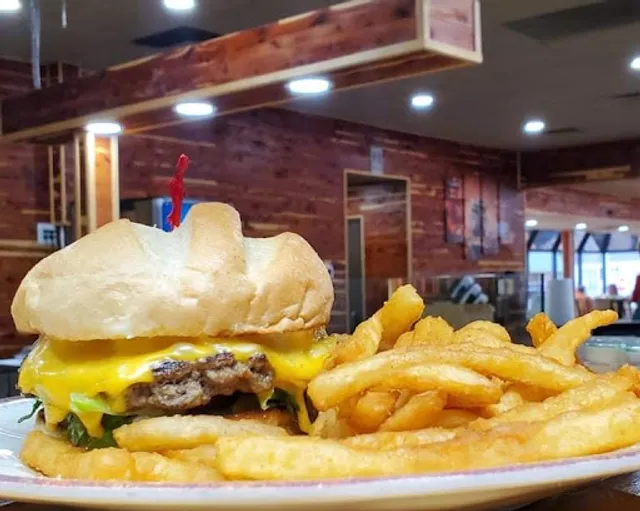 Sams Southern Eatery Youngstown