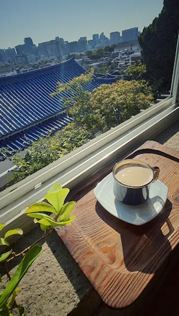GAHOE 2ND FLOOR OBSERVATORY
