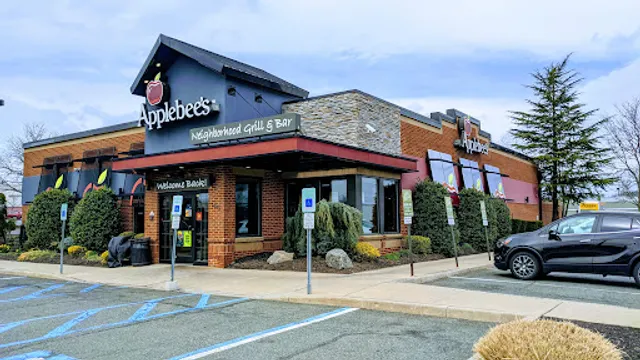 Applebee's Grill + Bar