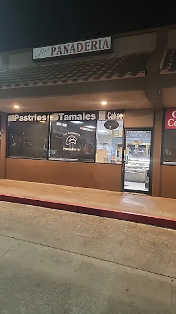 Los Compadres Bakery