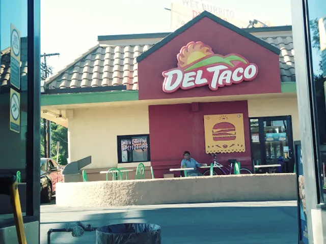 Del Taco