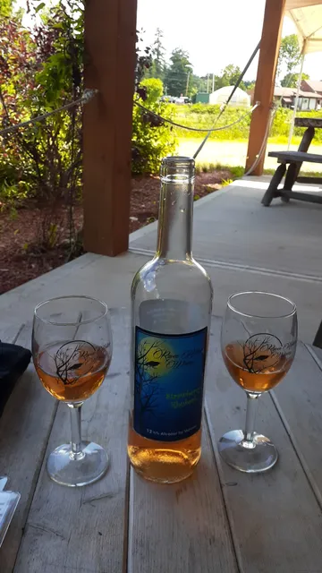 Raven Hollow Winery