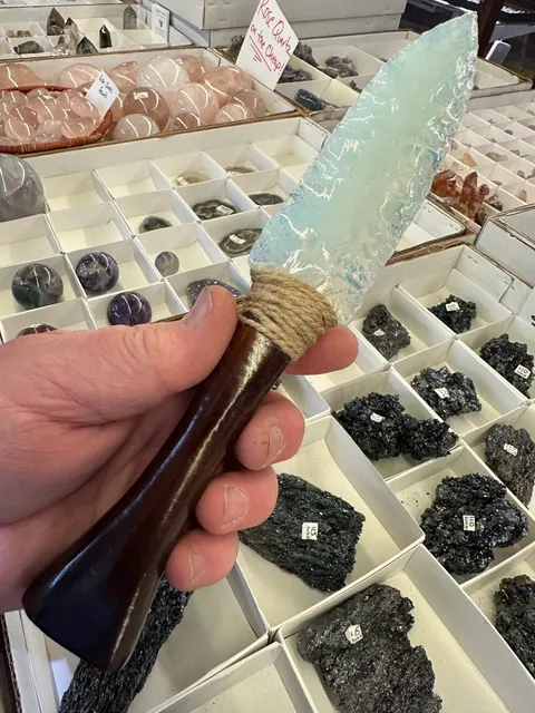 Crystalgeek Rock Shop