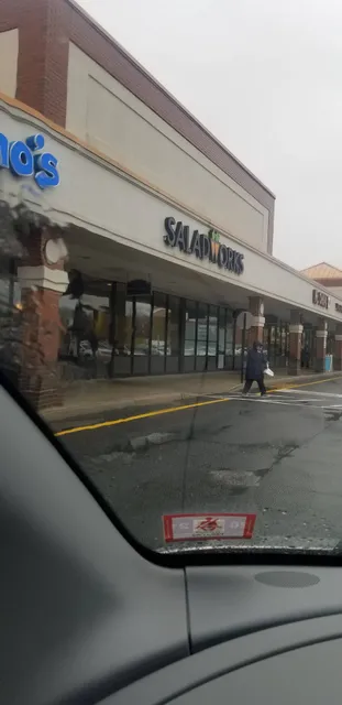 Hamilton Square Shopping Center