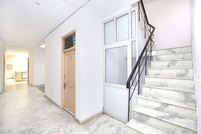 OYO 13007 Humble Residency