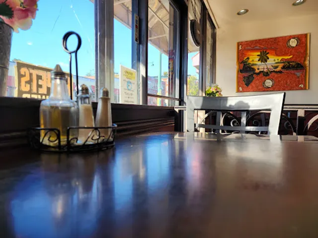 Caribe Restaurant Hartford/Park St Location