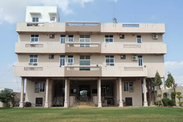 Hotel Surya Mahal