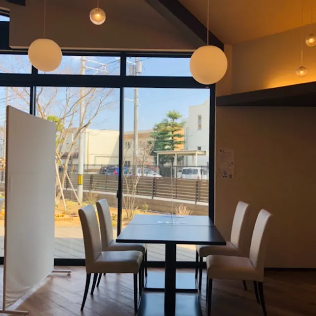 くれよんカフェ