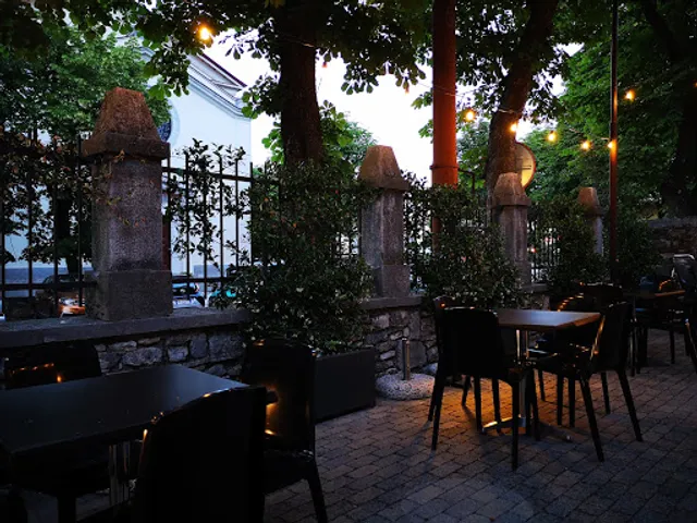 Ice Caffee Bar Gelateria