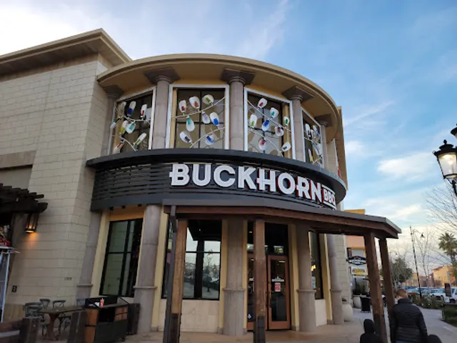 Buckhorn BBQ + Grill