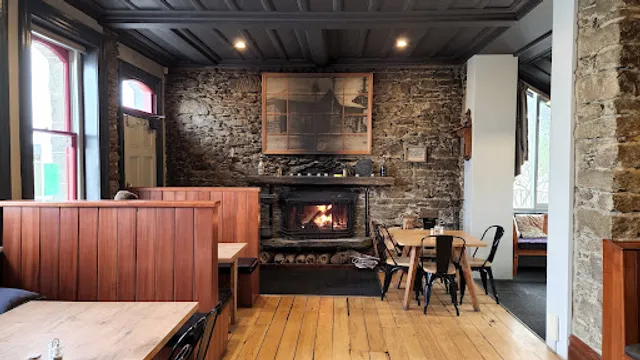 Post Office Cafe And Bar