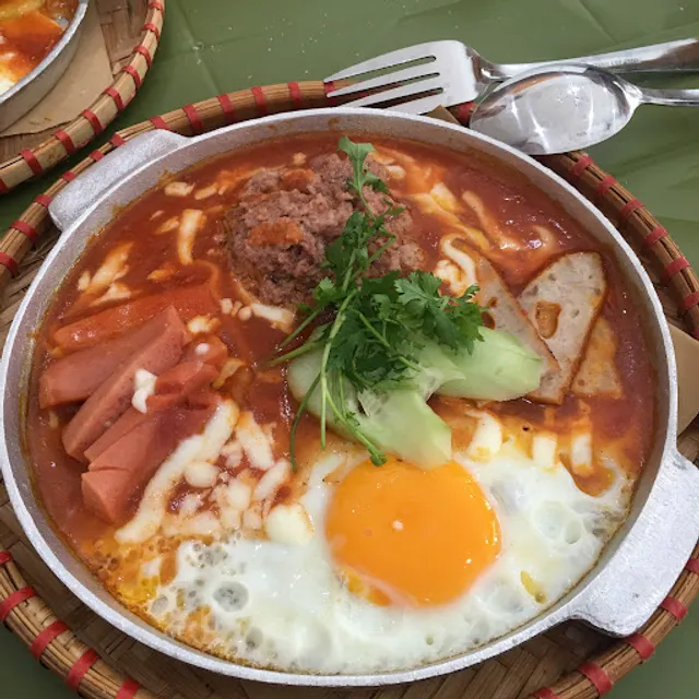 Bánh mì Pate Cột Đèn Hải Phòng