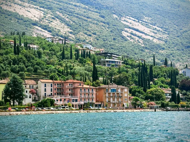 Casa Beust Di Olivieri Roberto E C. Snc