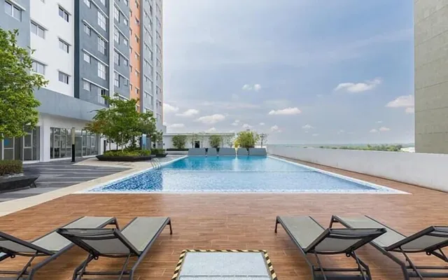 KLIA Homestay Apartment @ Alanis Residence