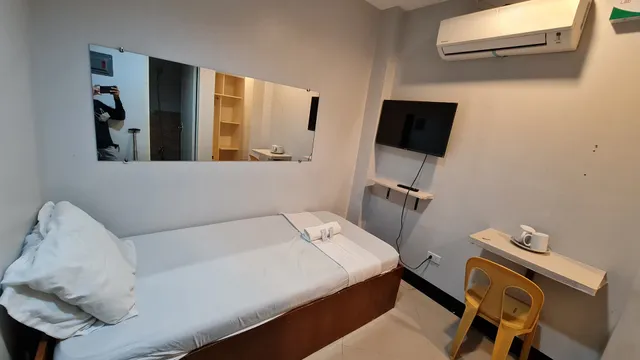 OYO 711 Goff's Place