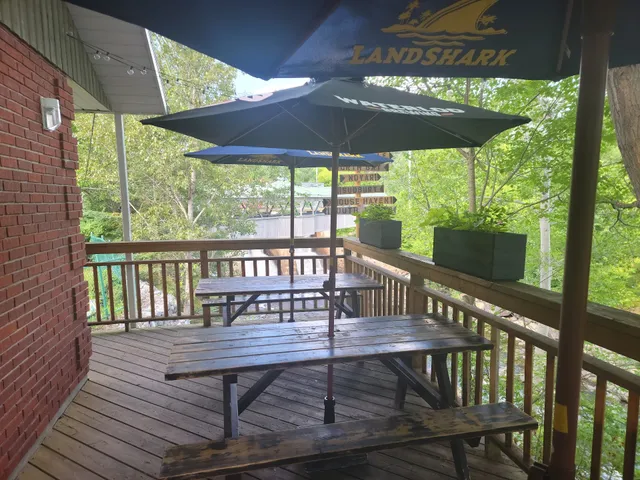 Pulled Smokehouse & Welcome Center